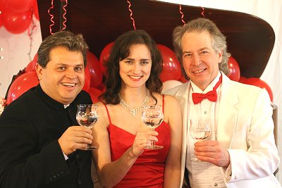 (Left to right) Lanfranco Marcelletti, Joanna Manring, Steven Stull cayorch_400