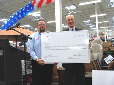 Ithaca Y CEO Frank Towner receives $1000 bjopening_y