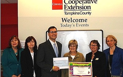 (Left to right) Mary Weber, Carol Usefara, David Wohl, Monika Roth, Beth Brennan, Hilda Moleski realtors1