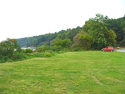 Looking north from what will be a picnic area on the bluff area that also includes parking and a non-motorized boat launching area sp_bluff