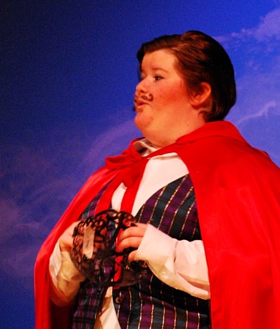 muchado 0211cropped