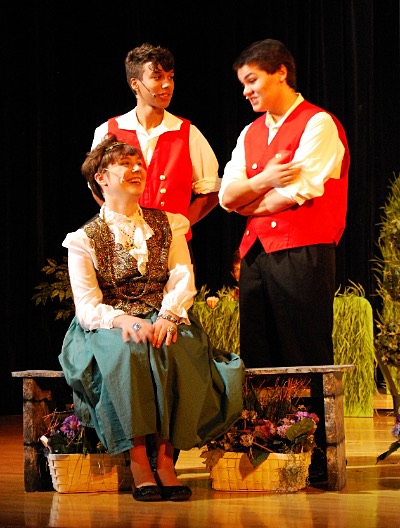 muchado 0262cropped