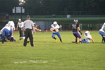 Spectacular Run by Lansing’s Fullback, #5, Brandon Davis. football davis