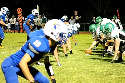 Lansing's defense lines up against a rugged group from Greene footballk lg-lineup