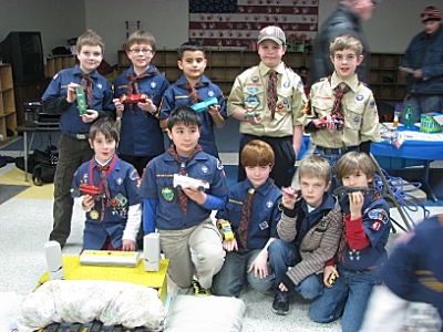 Webelos den with their cars, waiting for the results pd_4177