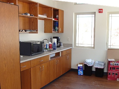 villageoffice2014kitchen_400