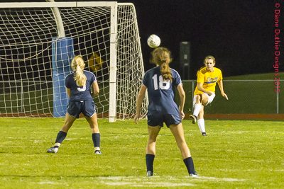 duthie 10 02 15 LansingHS vs WGlen V Girls Soccer W6 1 LSTAR 20151008 87U0215