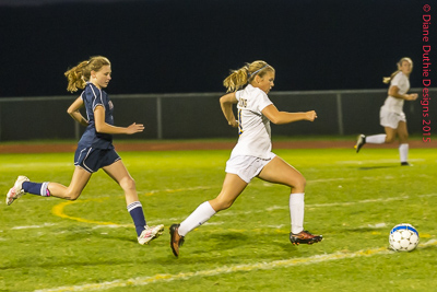 duthie 10 02 15 LansingHS vs WGlen V Girls Soccer W6 1 LSTAR 20151008 87U9547