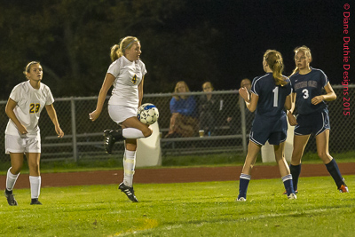 duthie 10 02 15 LansingHS vs WGlen V Girls Soccer W6 1 LSTAR 20151008 87U9671