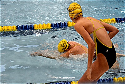 Photos by Robert Romano swim 1028A