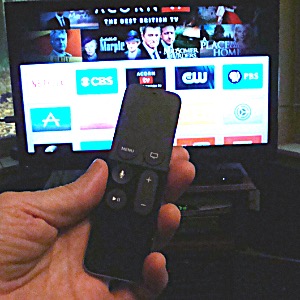 The Siri Remote is simple and elegant, with only five buttons and a small touch screen. It is more versatile than the older Apple remotes, yet not any more complicated. Apple TC
