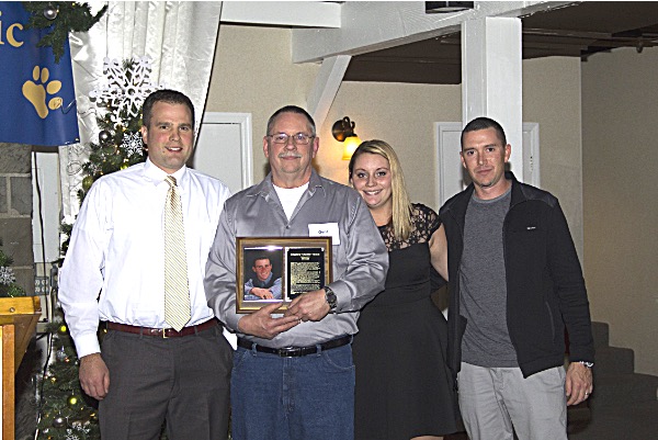 The family of Charlie Moon accepts his plaque. Photo by Katie McMillen, BraMaJamA Photography halloffame charliemoon