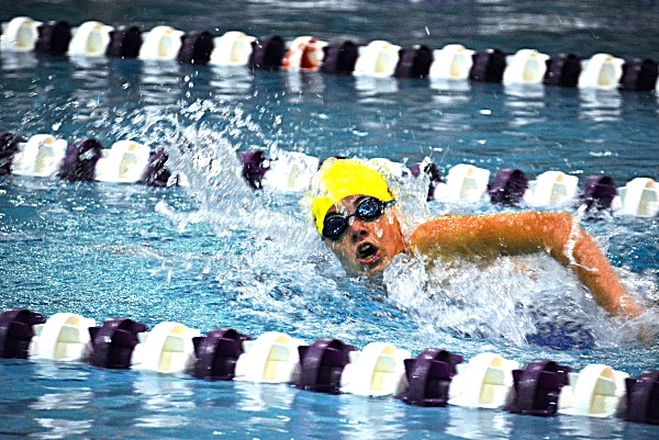Photo by Robert Romano swim 0081A