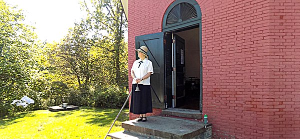 Eight Square Schoolhouse