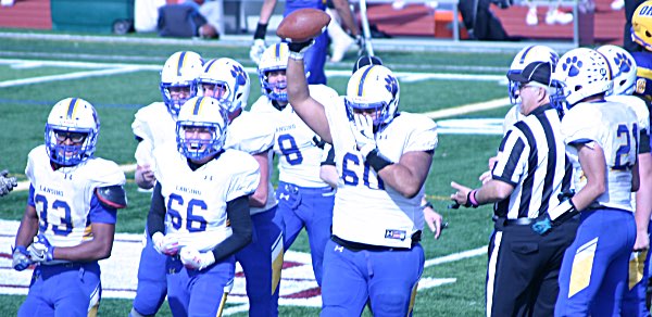 Kade Bennett fumble recovery football 6240