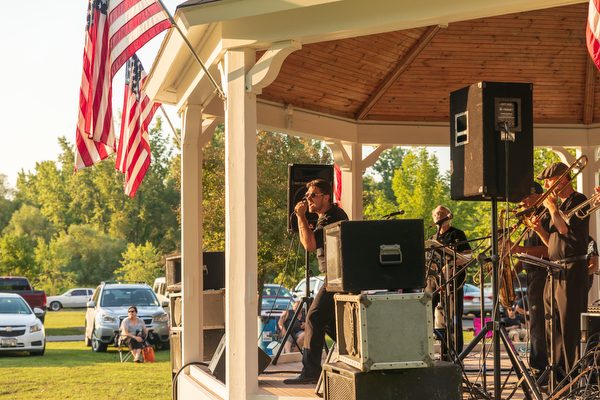 City Limits and The Destination Band at Myers Park - Photos by Diane Duthie