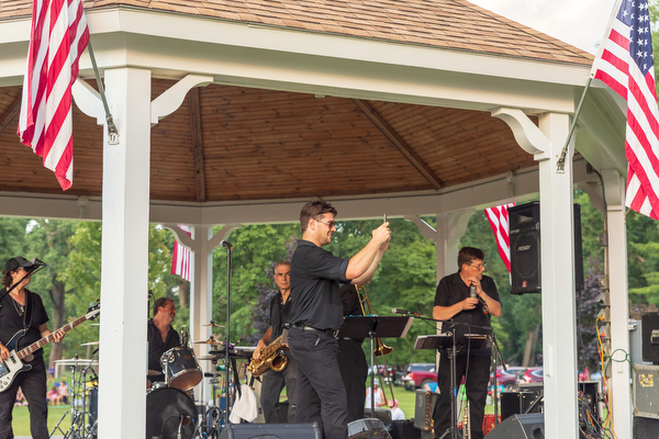 City Limits and The Destination Band at Myers Park - Photos by Diane Duthie