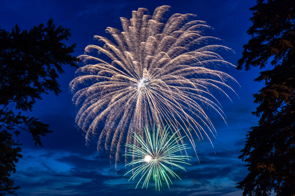 Lansing Fireworks - Diane Duthie