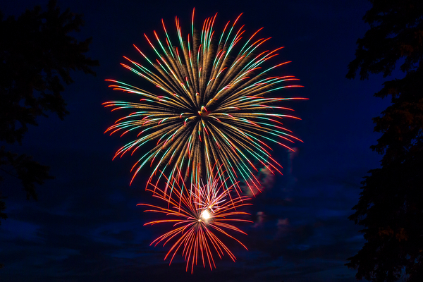 Lansing Fireworks - Diane Duthie