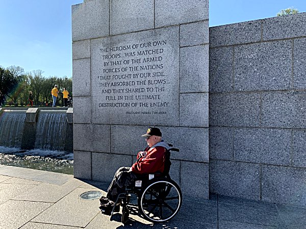 WW II Memorial