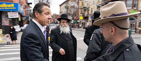 Cuomo Visits Jewish Community