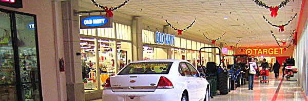 mall target oldnavy holiday 600